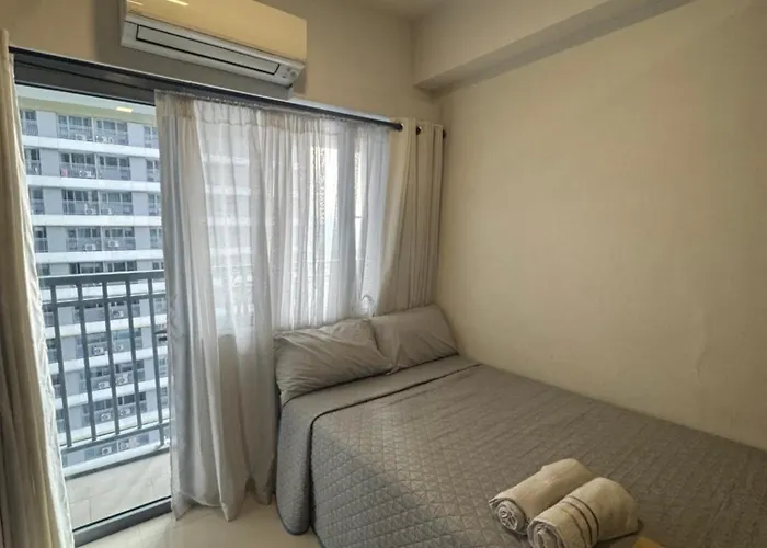 Fame Residences Near Shangrila Apartamento